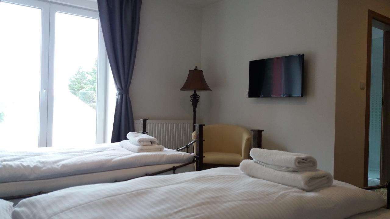 Hotel Bouczech Lipno nad Vltavou Eksteriør billede